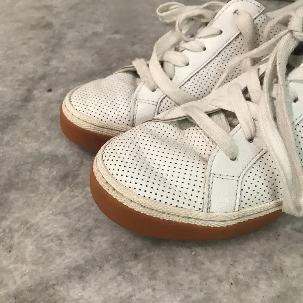 Target Sneakers White Low Top Shoes Womens 6 Faux Snake Heel Athletic Casual